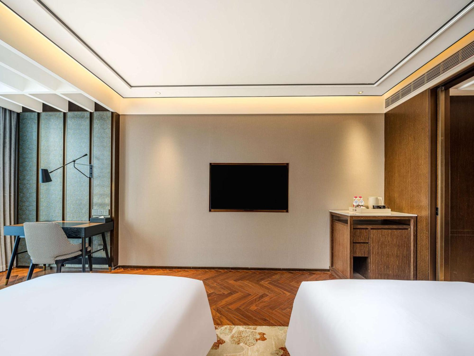 Hilton Garden Inn Beijing Guomao Eksteriør billede