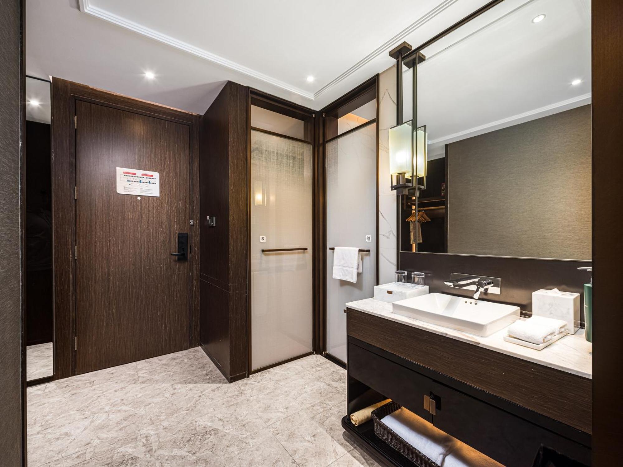 Hilton Garden Inn Beijing Guomao Eksteriør billede